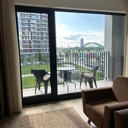 Luxury Waterfront View - BW Apartment River View Belgrado Buitenkant foto