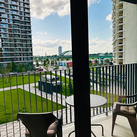 Luxury Waterfront View - BW Apartment River View Belgrado Buitenkant foto