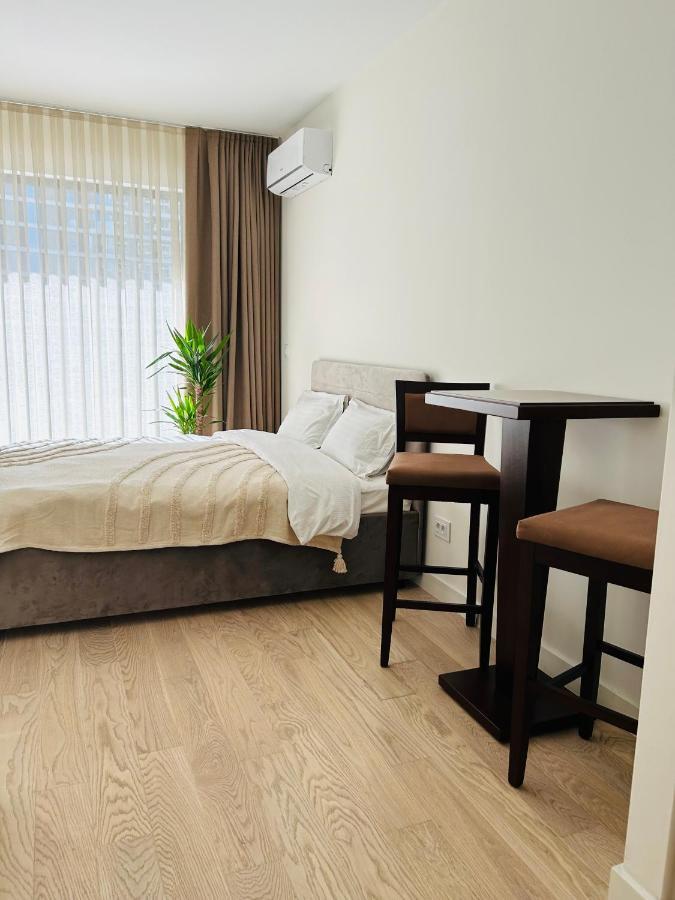 Luxury Waterfront View - BW Apartment River View Belgrado Buitenkant foto